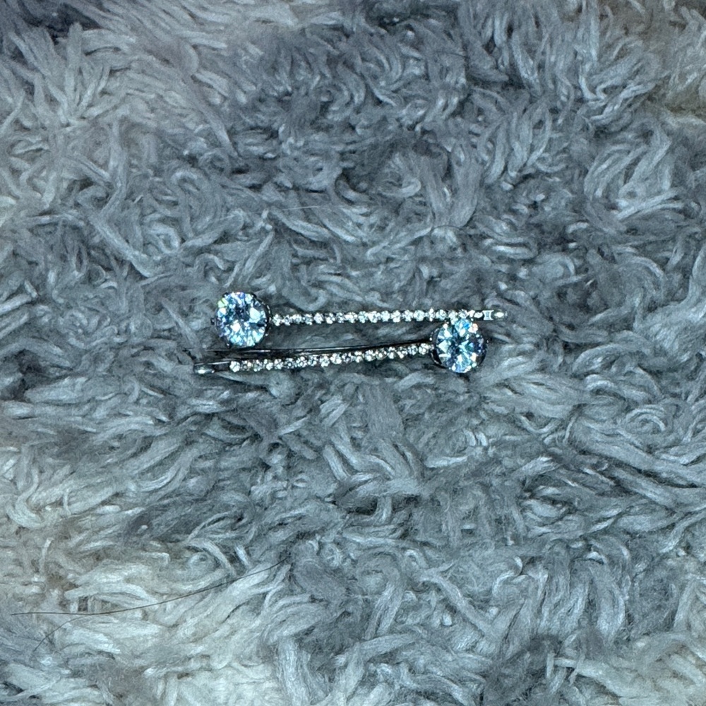 Elegant Silver Crystal Bobby Pins